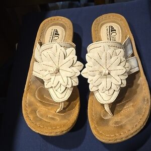 Cliffs by White Mountain Women's Cream Sandals